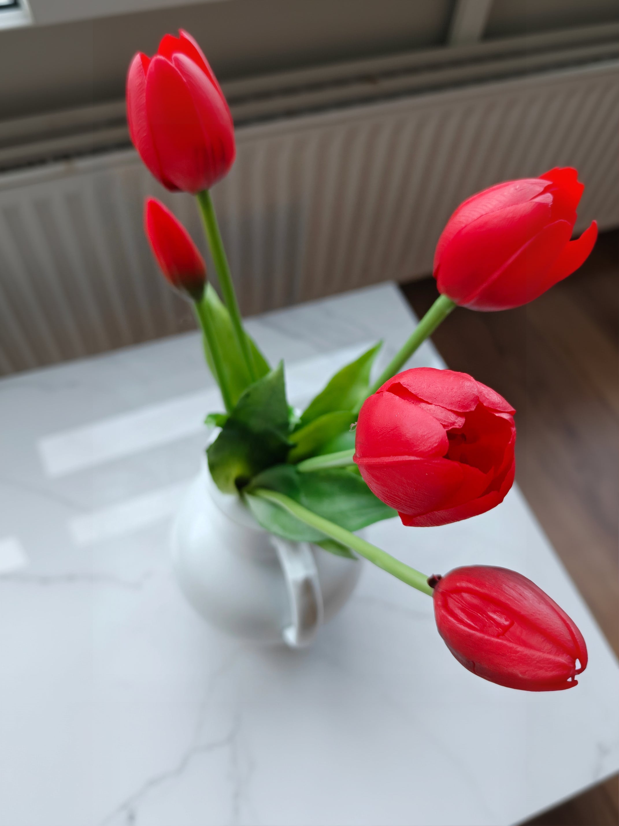 5 stk. røde kunstige tulipaner