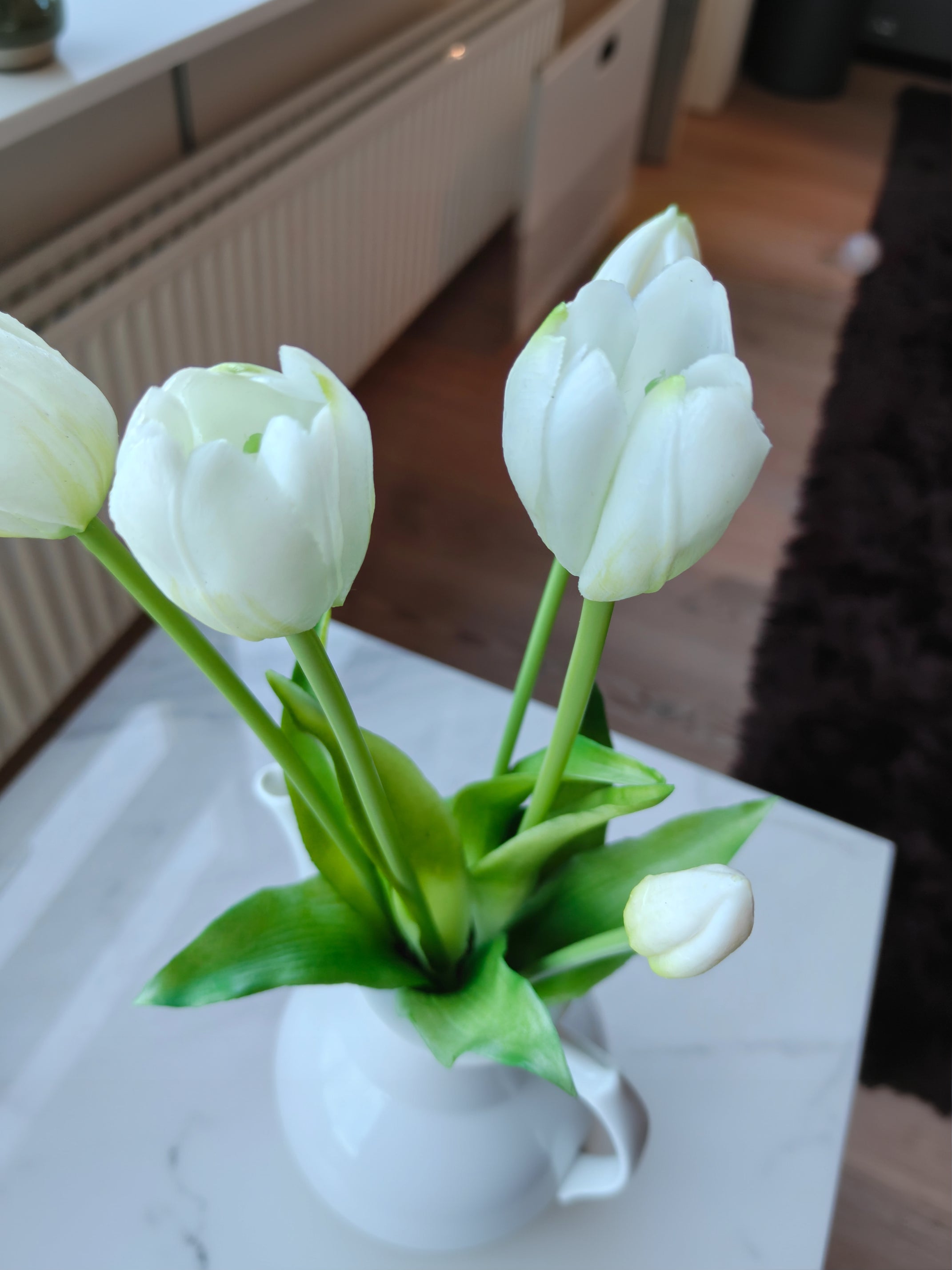 5 stk hvide kunstige tulipaner