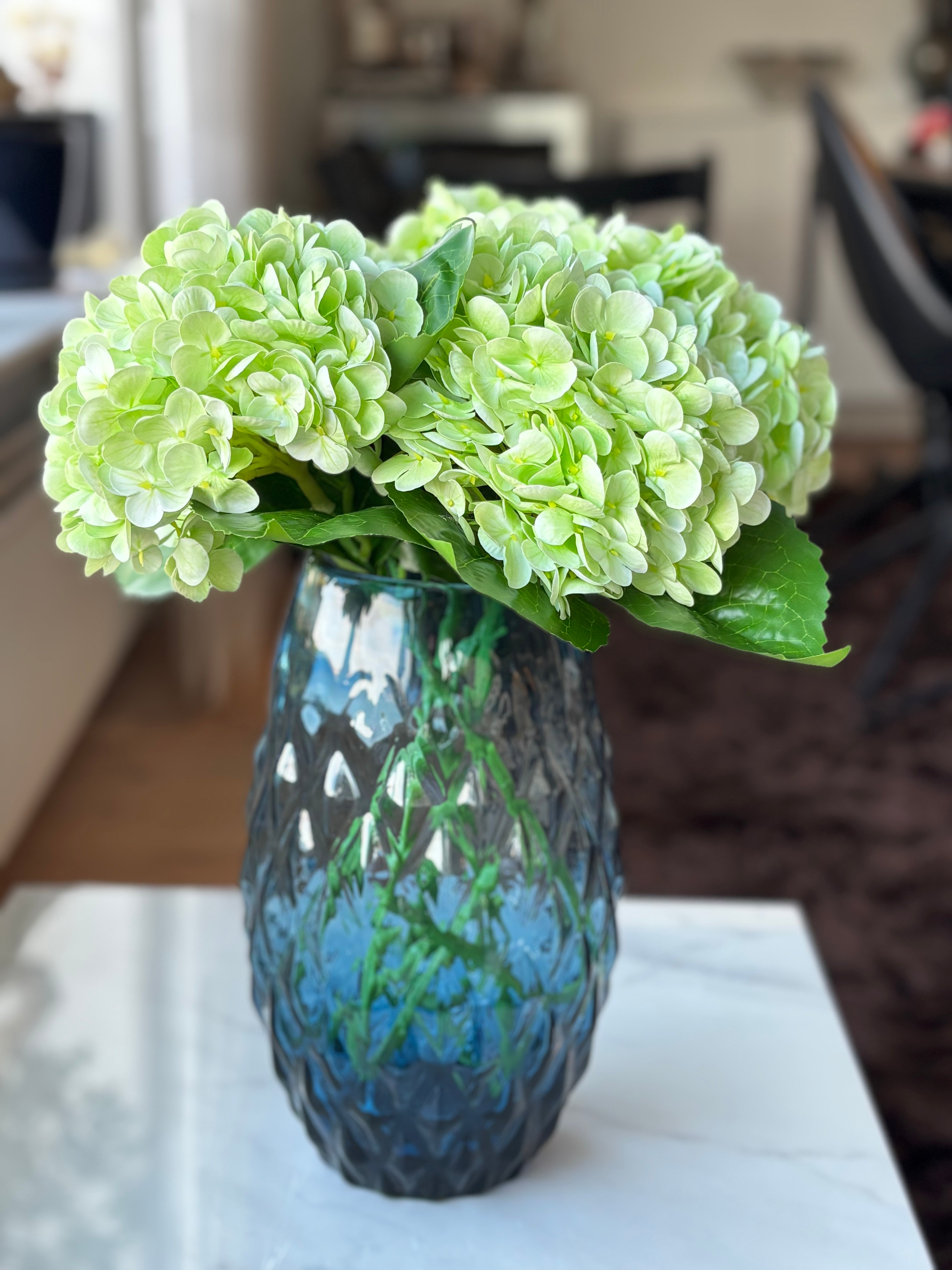 Kunstig buket hortensia i cremet grøn - mellem