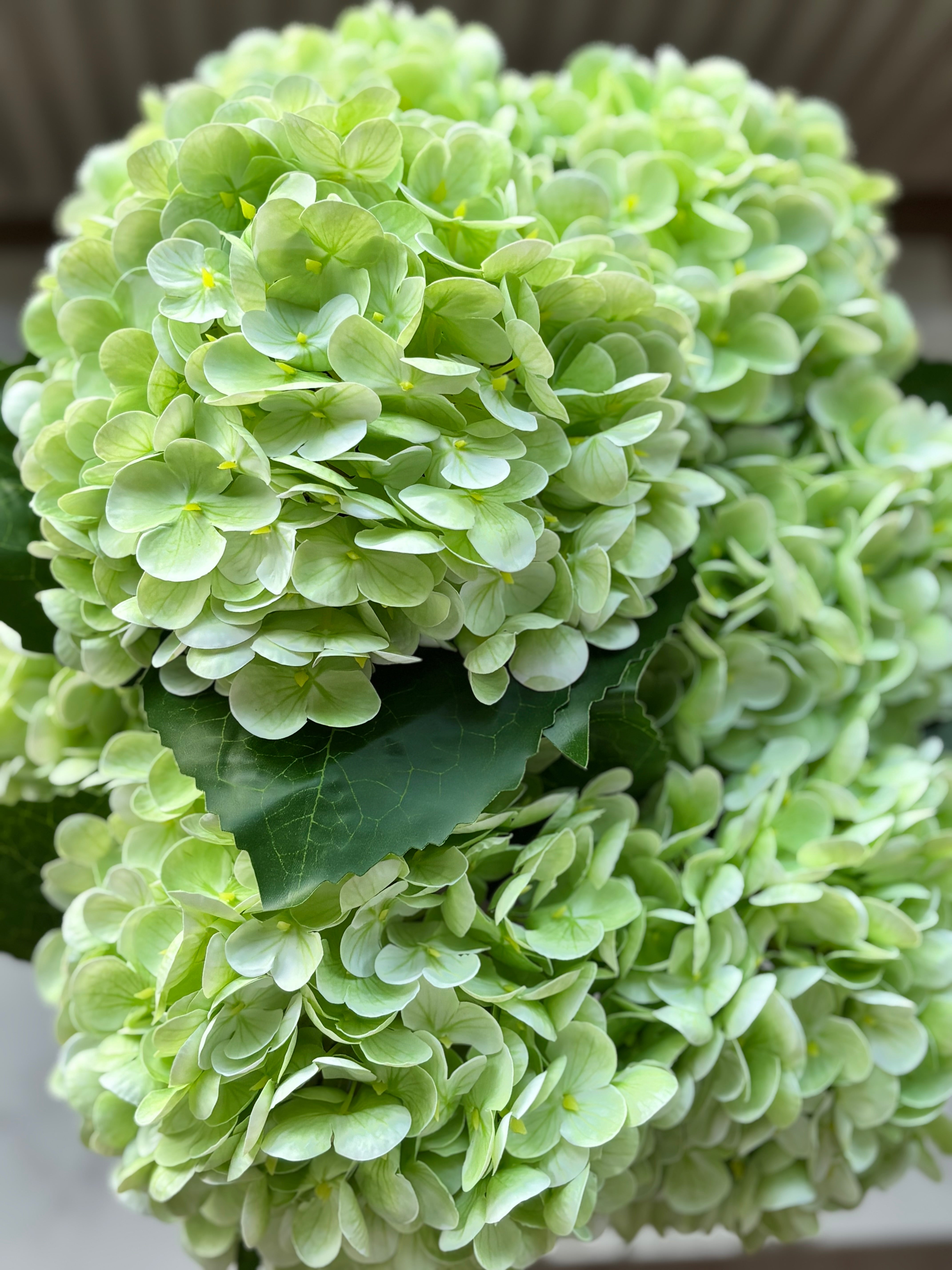 Kunstig buket hortensia i cremet grøn - stor