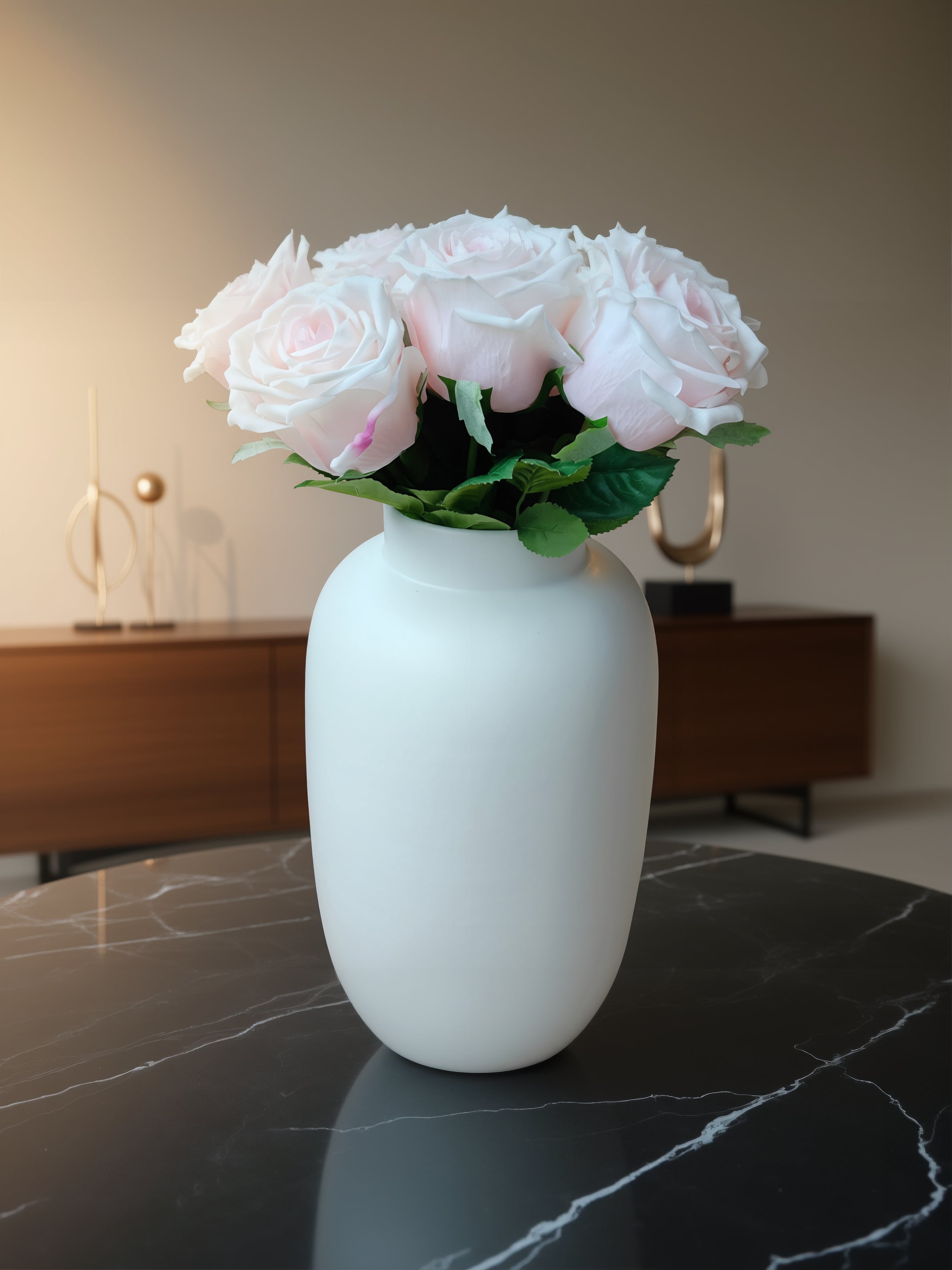 Buket med 10 stk. kunstige roser i lys rosa